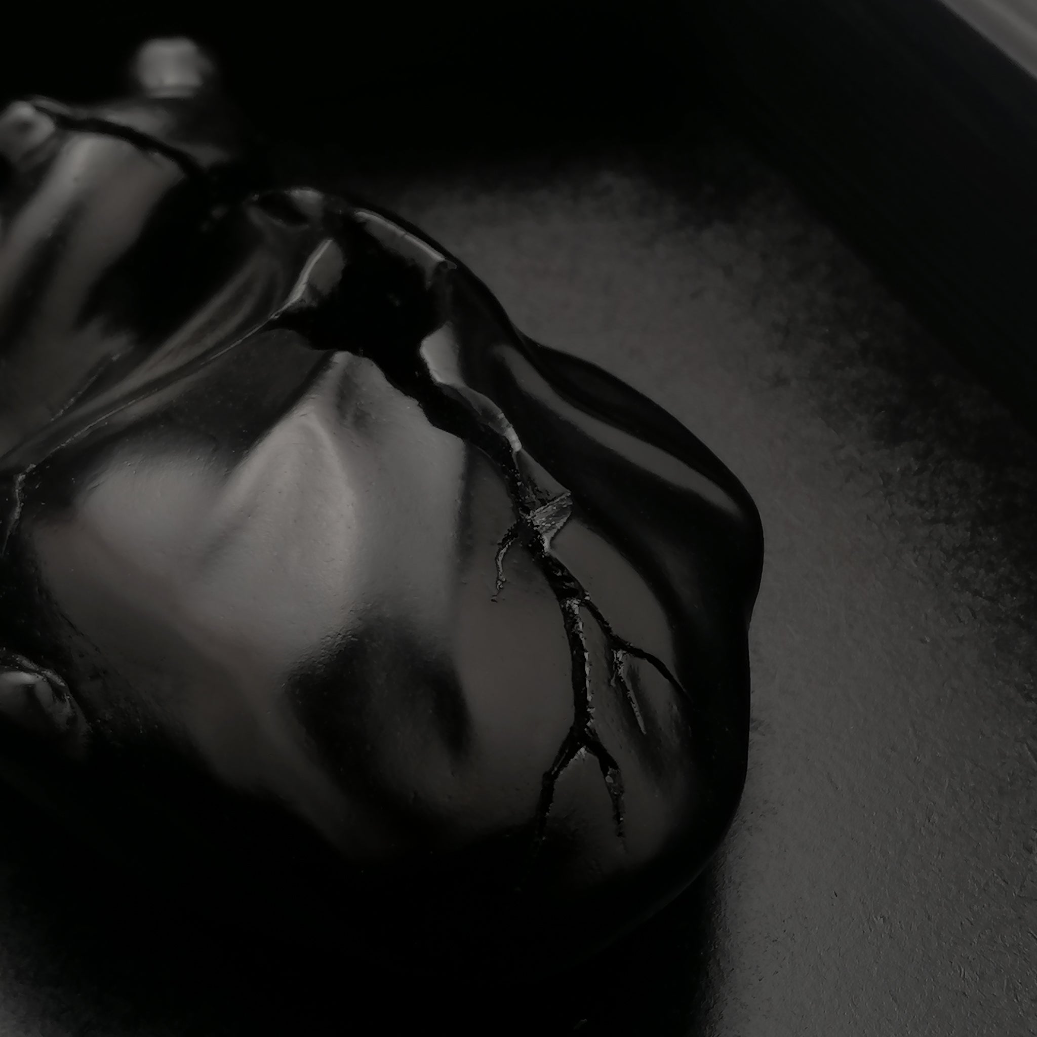 Cuore Anatomico Crepacuore Nero Con Cornice