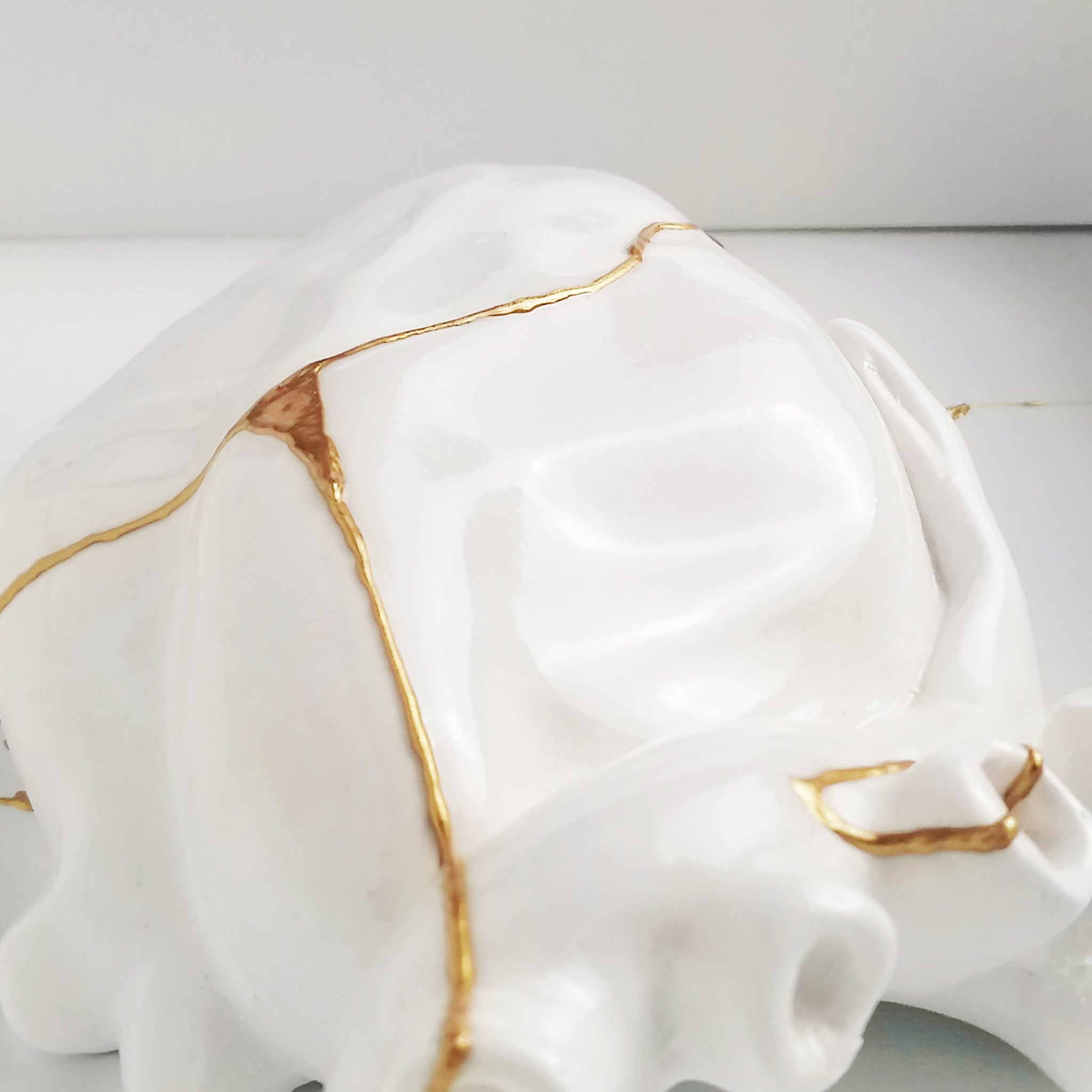 Cuore Anatomico Kintsugi Bianco Con Cornice