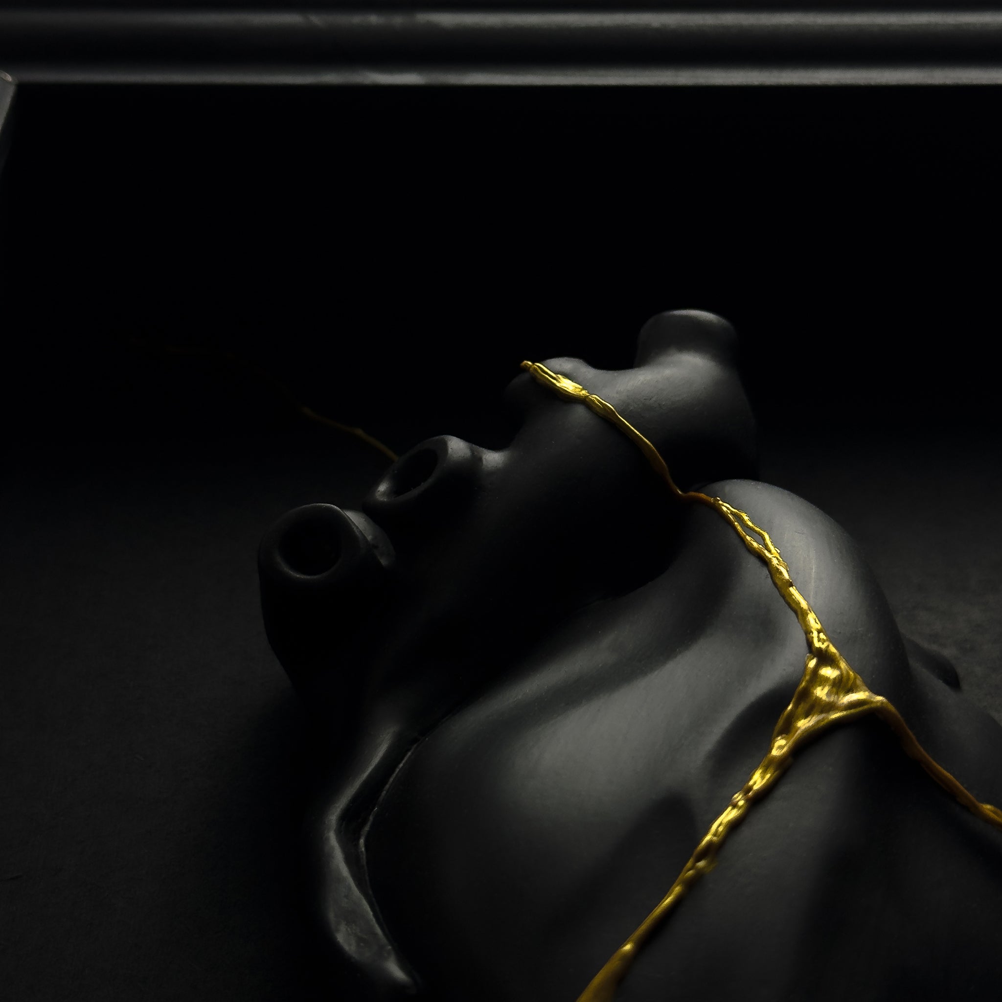Cuore Anatomico Kintsugi Nero Con Cornice