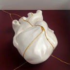 Cuore Anatomico Kintsugi Bianco Con Cornice Amaranto